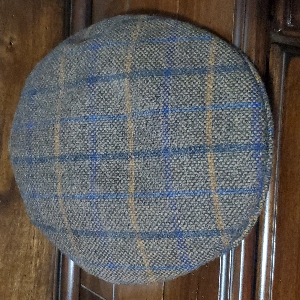 Goorin bros wool flat cap, extra large, brown color. Brand new